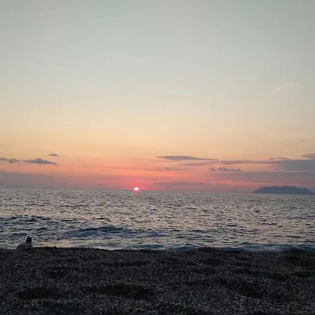 Blu Mare - Bed and Breakfast 3*